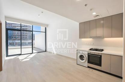 Apartment - 1 Bedroom - 1 Bathroom for rent in Azizi Riviera Beachfront Tower B - Azizi Riviera Beachfront - Azizi Riviera - Meydan One - Meydan - Dubai