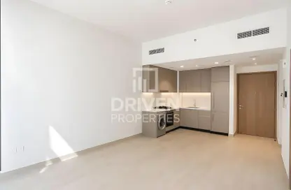 Apartment - 1 Bedroom - 1 Bathroom for rent in Azizi Riviera Beachfront Tower B - Azizi Riviera Beachfront - Azizi Riviera - Meydan One - Meydan - Dubai