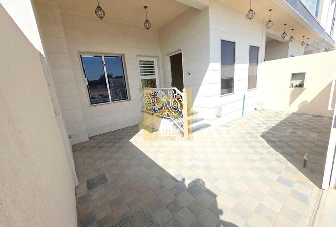 76172377 - Property Image 3