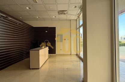 Shop - Studio - 1 Bathroom for rent in Building Y23 - England Cluster - International City - Dubai