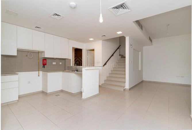 83230857 - صورة العقار 3