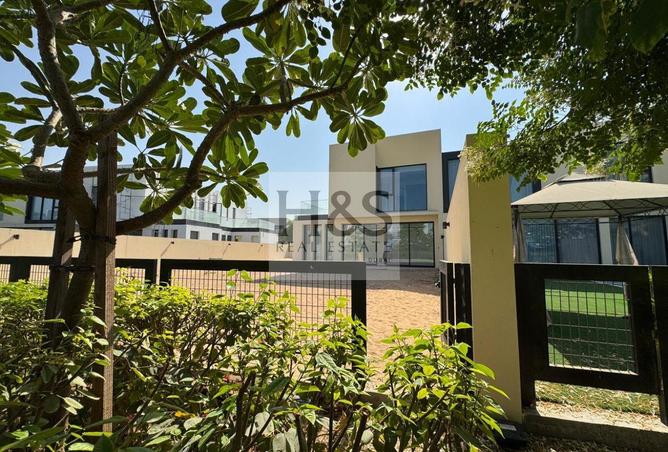 62073138 - Property Main Image