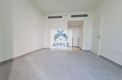 Apartment - 2 - 3 for rent in The Boulevard 1 - Aljada - Sharjah