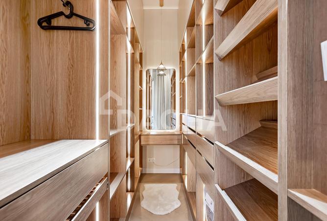 73849378 - Property Image 3