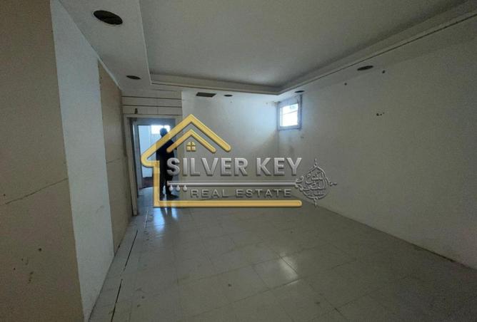 74243330 - صورة العقار 2