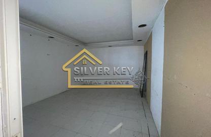 Shop - Studio - 1 Bathroom for rent in Um Altaraffa - Al Gharb - Sharjah