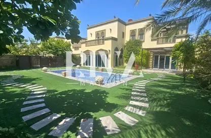 Villa - 5 Bedrooms - 5 Bathrooms for rent in Jumeirah Park - Dubai