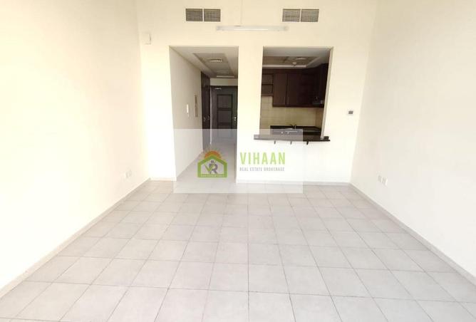 104683841 - Property Main Image
