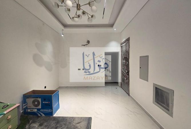 78199307 - Property Image 2