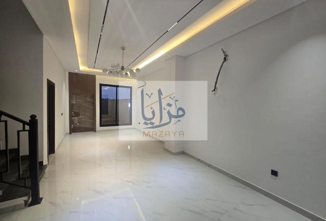 78199307 - Property Image 3