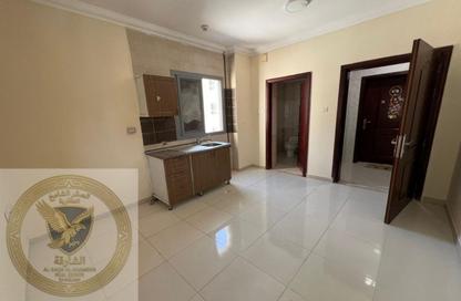 Apartment - Studio - 1 Bathroom for rent in Al Qulaya'ah - Al Sharq - Sharjah