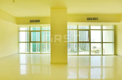 Apartment - 2 Bedrooms - 3 Bathrooms for rent in Tala Tower - Marina Square - Al Reem Island - Abu Dhabi