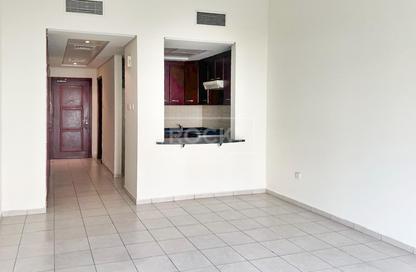 Apartment - Studio - 1 Bathroom for rent in Building 38 to Building 107 - Mediterranean Cluster - Discovery Gardens - Dubai