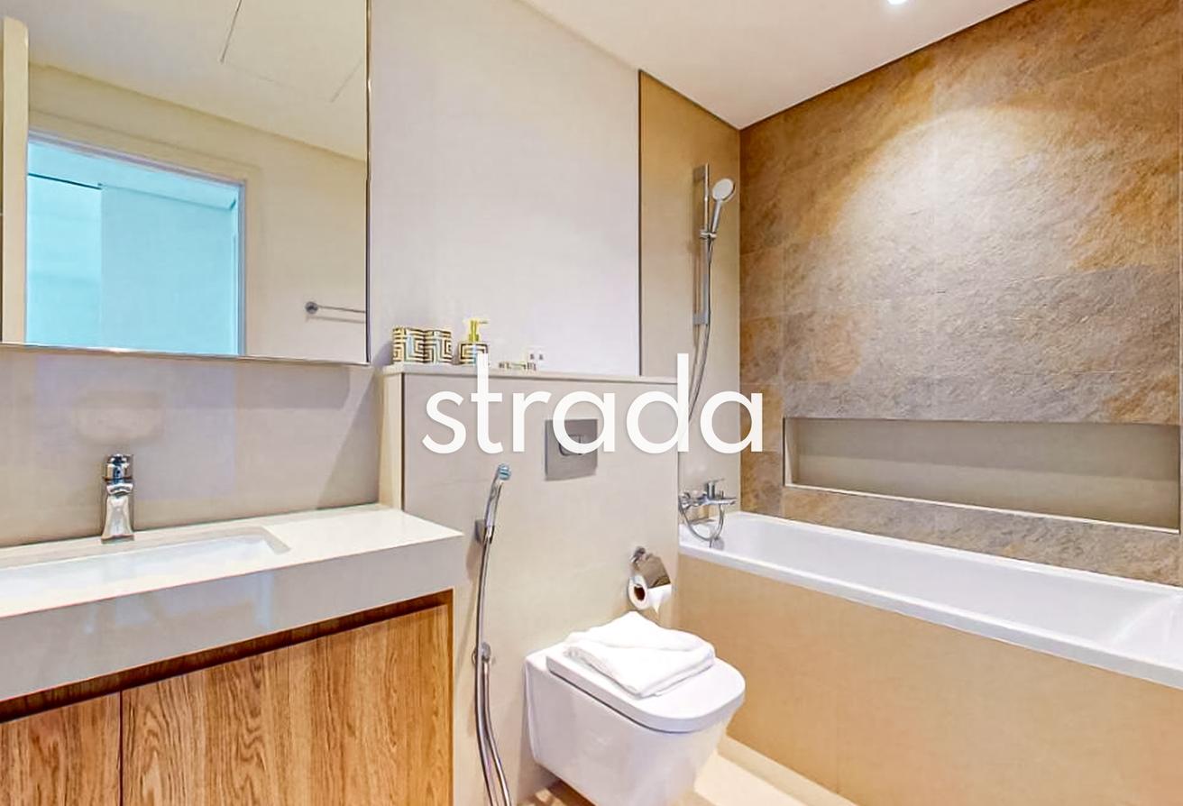 Low Floor | Fully Furnished | Vacant photo 8