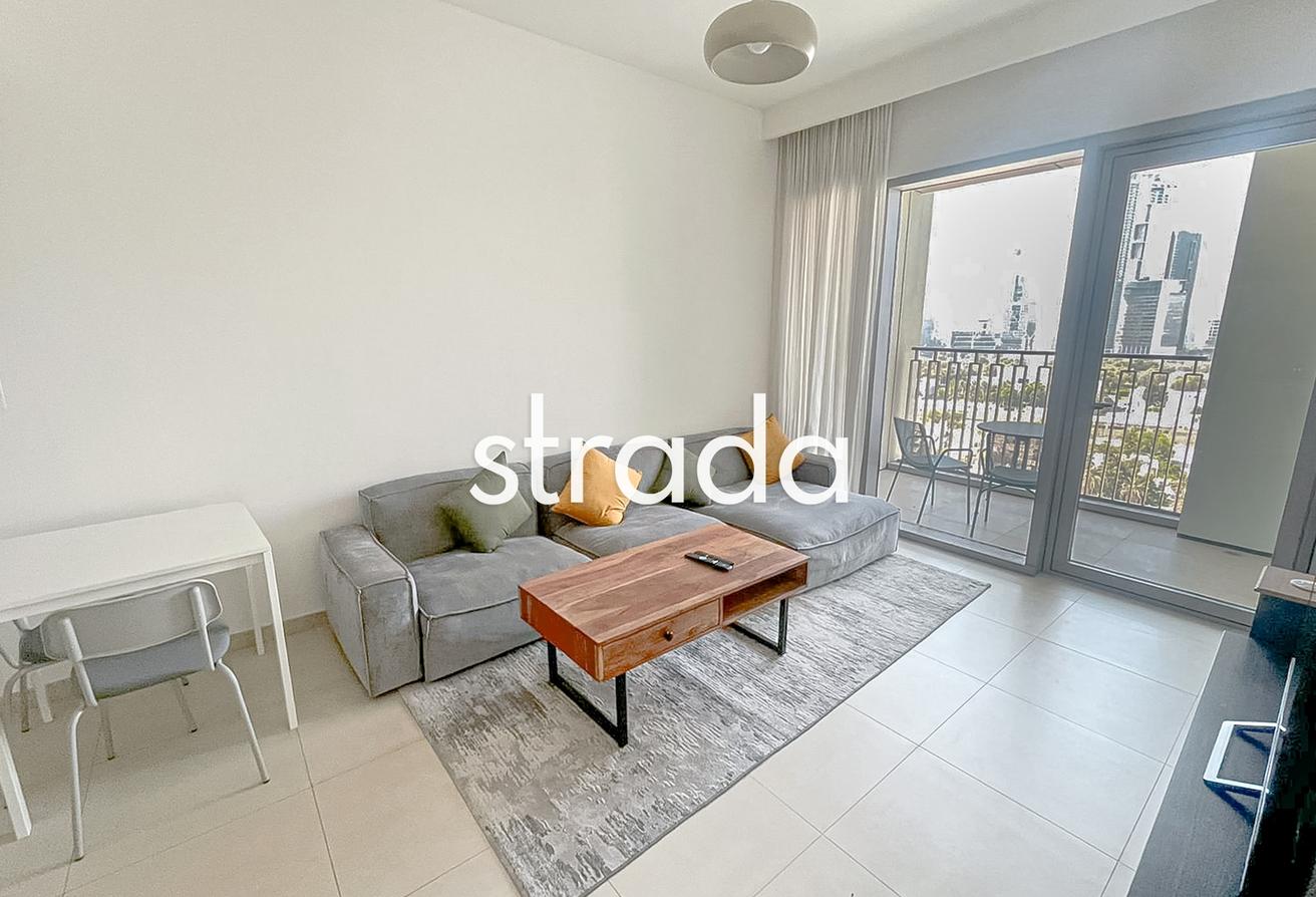 Low Floor | Fully Furnished | Vacant photo 4