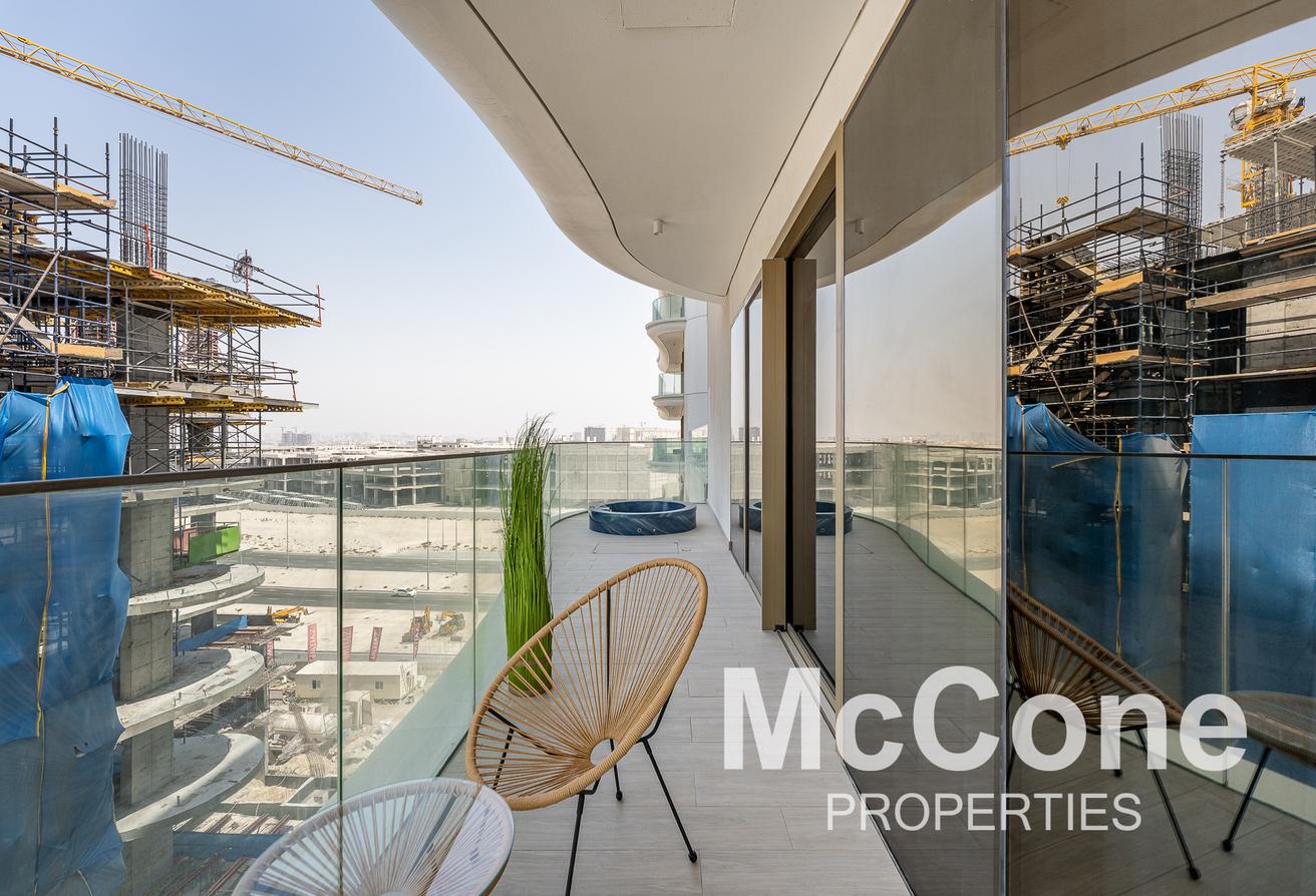 Fully Furnished 1 BR + Study | Bright and Spacious photo 15