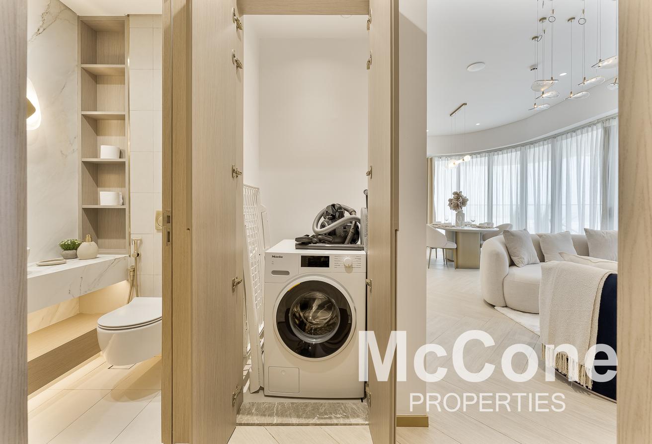 Fully Furnished 1 BR + Study | Bright and Spacious photo 11