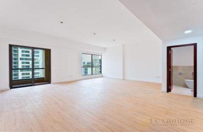 Apartment - 2 - 3 for rent in Rimal 1 - Rimal - Jumeirah Beach Residence - Dubai