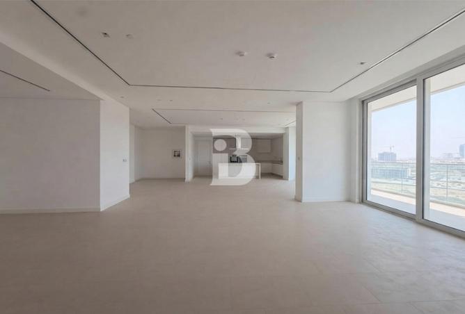 135607895 - Property Main Image