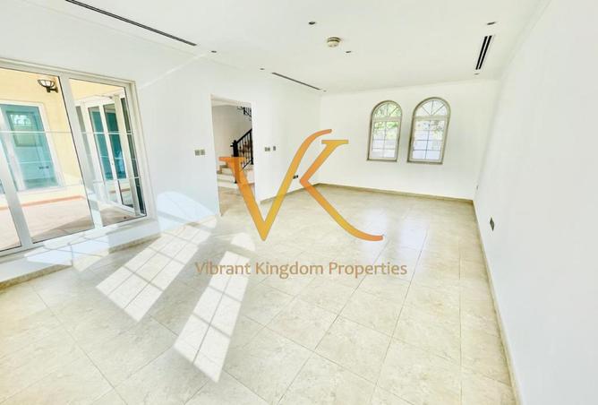 85302109 - Property Image 3