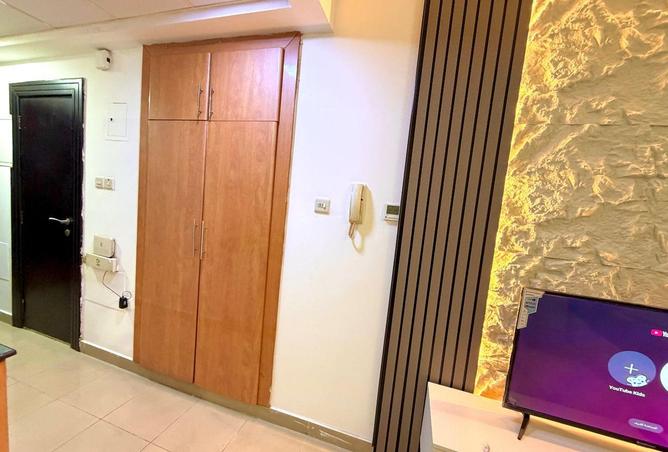 82801125 - Property Image 3