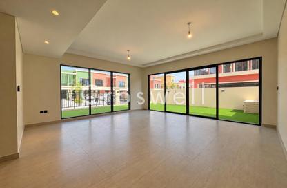 Townhouse - 5 - 6 for rent in Portofino - Damac Lagoons - Dubai