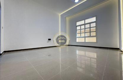 Apartment - Studio - 1 Bathroom for rent in Hadbat Al Zafranah - Muroor Area - Abu Dhabi