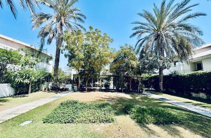 Villa - 4 Bedrooms - 5 Bathrooms for rent in The Falcon Villas - Al Garhoud - Dubai