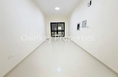 Apartment - Studio - 1 Bathroom for rent in Al Karama Sqaure - Al Karama - Dubai