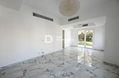Townhouse - 3 - 2 for rent in Springs 15 - The Springs - Dubai