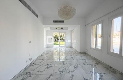 Townhouse - 3 - 2 for rent in Springs 15 - The Springs - Dubai