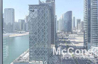 Apartment - Studio - 1 Bathroom for rent in Damac Maison Prive A - Damac Maison Prive - Business Bay - Dubai