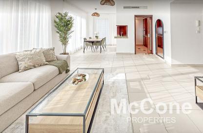 Apartment - 1 - 2 for rent in Shemara Tower - Marina Promenade - Dubai Marina - Dubai