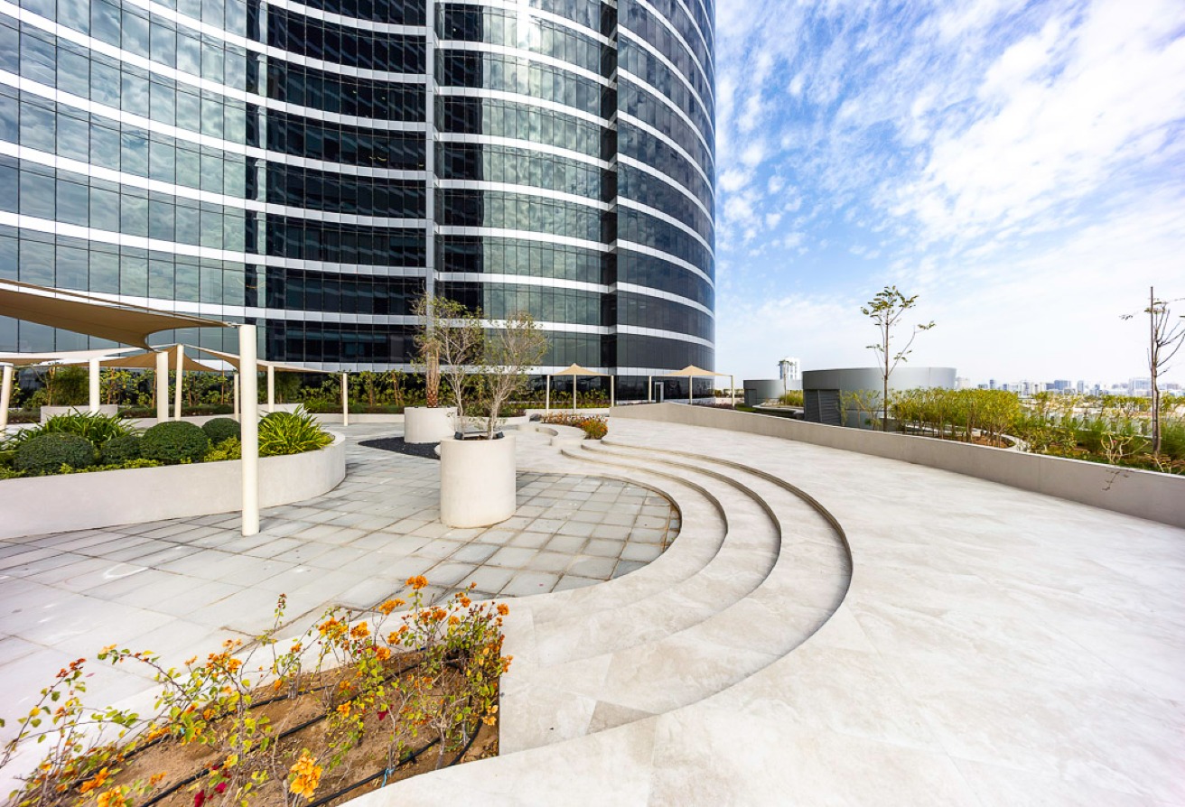 Studio office space in I Rise Tower, Barsha Heights (Tecom): 25