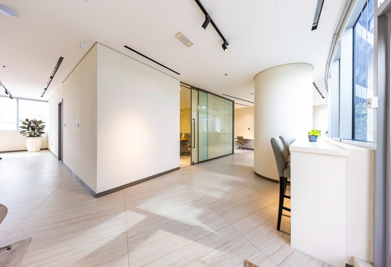 Studio office space in I Rise Tower, Barsha Heights (Tecom): 16