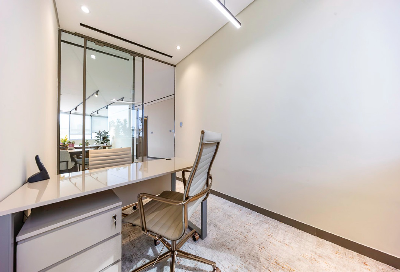 Studio office space in I Rise Tower, Barsha Heights (Tecom): 20