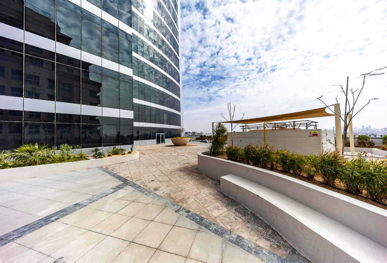 Studio office space in I Rise Tower, Barsha Heights (Tecom): 29