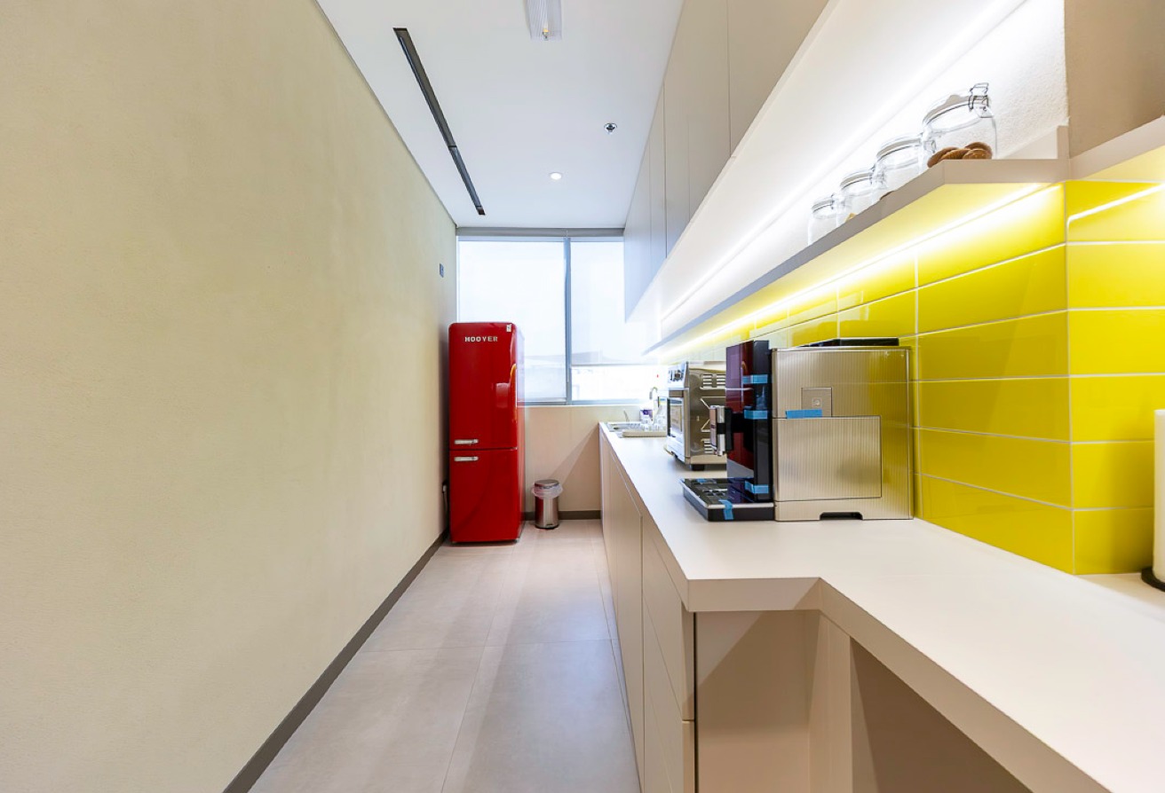 Studio office space in I Rise Tower, Barsha Heights (Tecom): 8