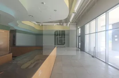 محل - استوديو - 2 حمامات للايجار في كابيتال سنتر - أبوظبي