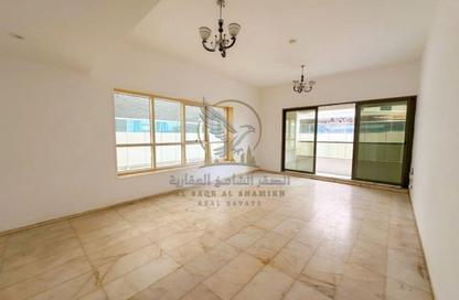 Apartment - 2 Bedrooms - 2 Bathrooms for rent in Al Mamzar - Al Mamzar - Sharjah - Sharjah