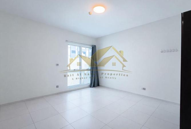 76576613 - Property Main Image