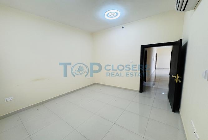 53572369 - Property Image 3