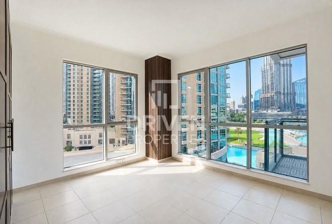 Elegant Apt | Large Layout | Prime Location