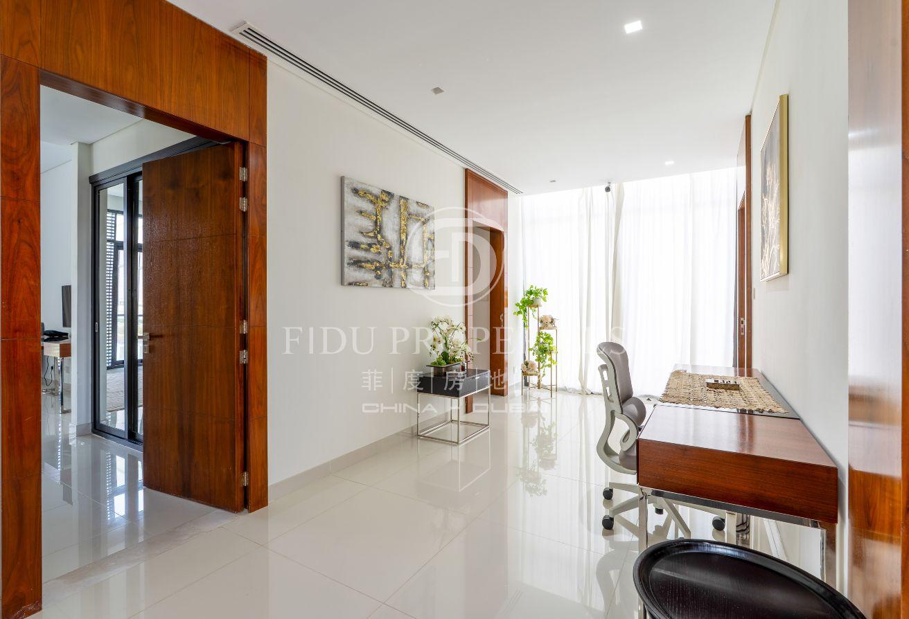 Premium Property | Golf View Villa | Furnished photo 12