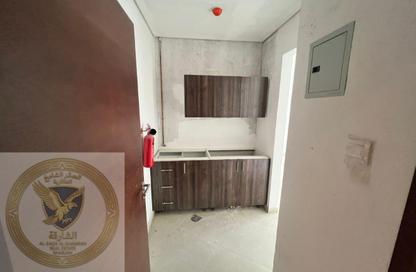 Apartment - Studio - 1 Bathroom for rent in Al Qulaya'ah - Al Sharq - Sharjah