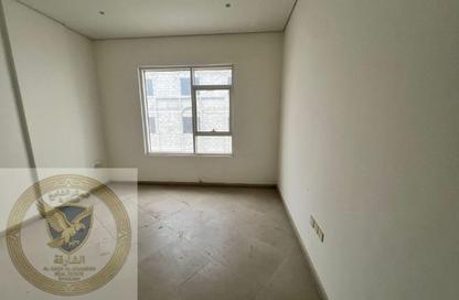Apartment - Studio - 1 Bathroom for rent in Al Qulaya'ah - Al Sharq - Sharjah