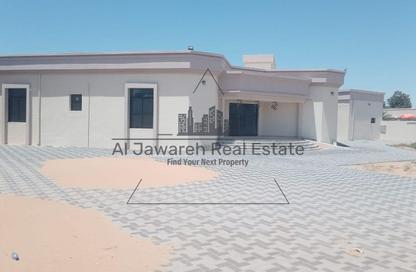 Villa - 5 Bedrooms - 6 Bathrooms for rent in Al Salamah - Umm Al Quwain