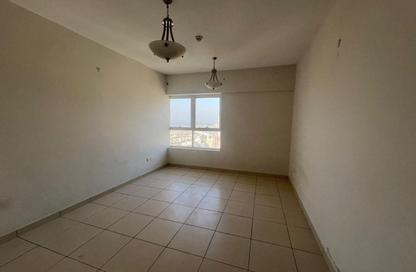 Apartment - 3 Bedrooms - 4 Bathrooms for rent in Al Khan Corniche - Al Khan - Sharjah