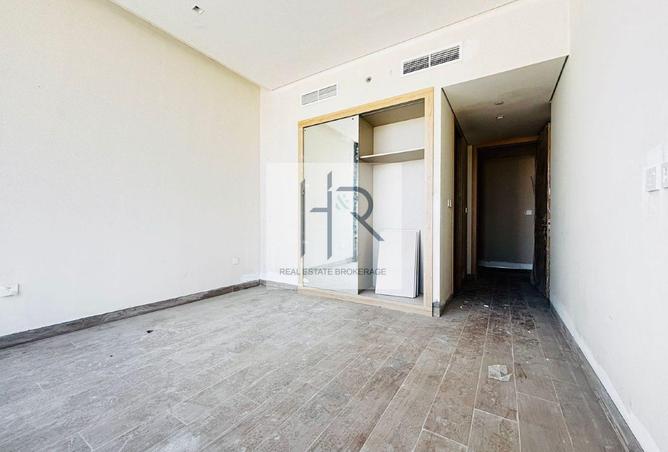 98680149 - Property Image 2