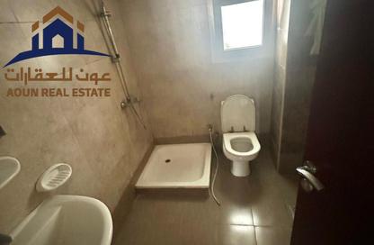 Apartment - 1 Bedroom - 2 Bathrooms for rent in Al Qulaya'ah - Al Sharq - Sharjah